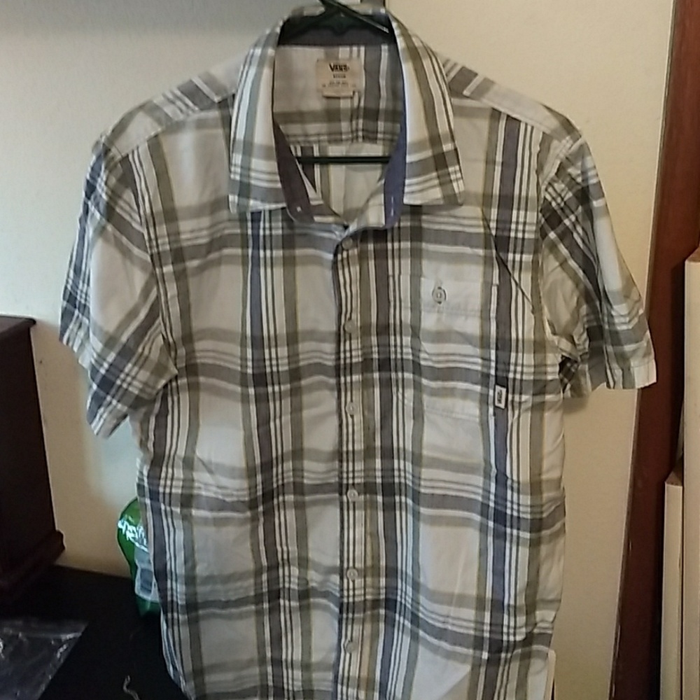 Vans short sleeve button up shirt.